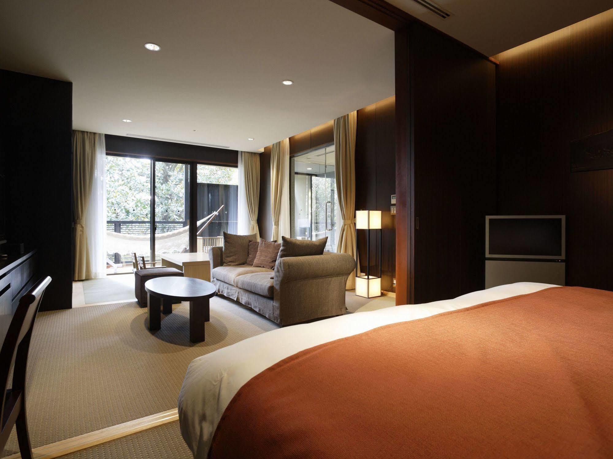 Fufu Atami Hotell Exteriör bild